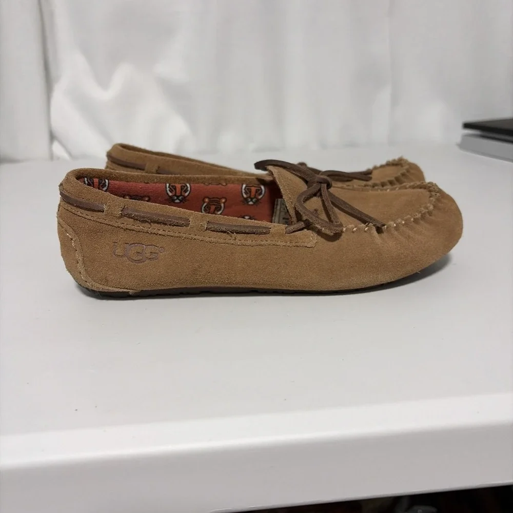 UGG Kid Ryder Jungle Moccasin Slippers 1005160K Brown Suede Youth Size 3